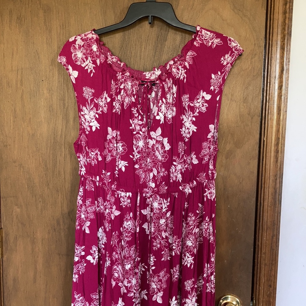 Relisted Torrid floral bohemian dress slits at bottom & keyhole at neckline - Picture 14 of 17